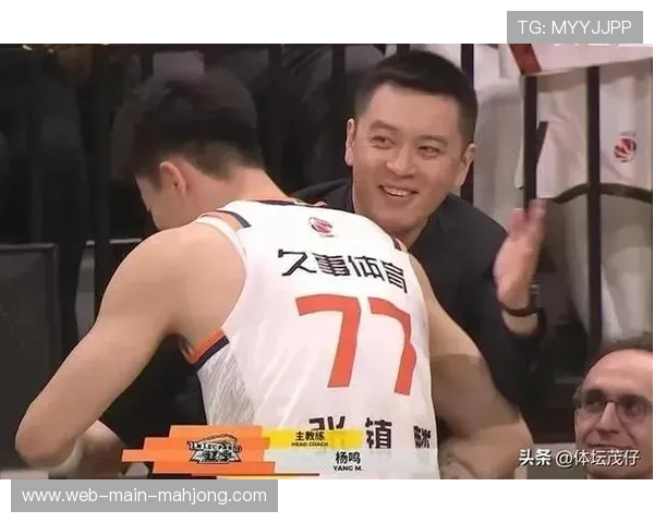 杨鸣执教辽宁6季5进总决赛3夺冠，三连冠伟业成队史传奇